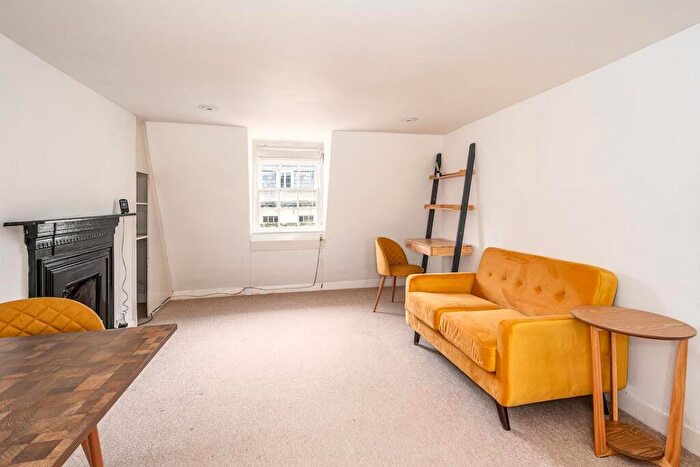 1 Bedroom Apartment To Rent In New King Street, Kingsmead, Bath, BA1