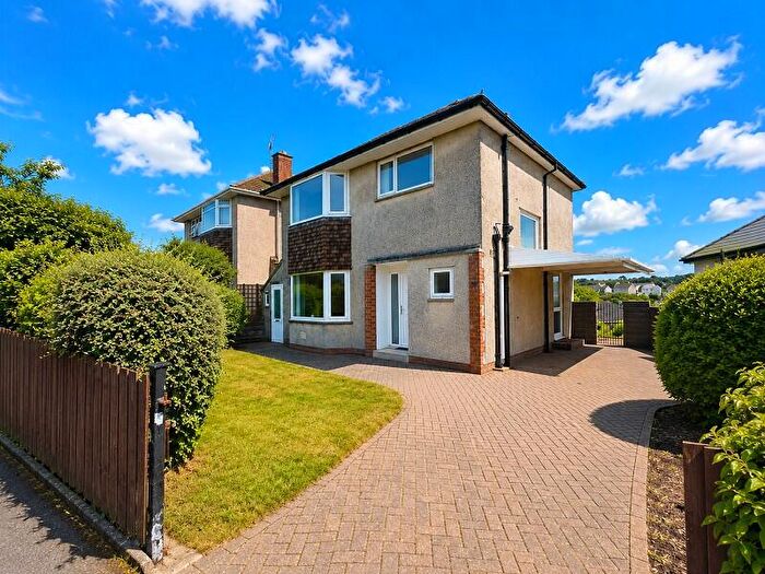 3 Bedroom Detached House For Sale In Sunningdale Avenue, Mayals, Swansea, City And County Of Swansea., SA3