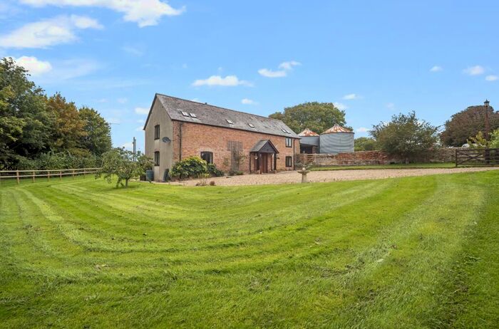 3 Bedroom Detached House To Rent In Winterborne Kingston, DT11