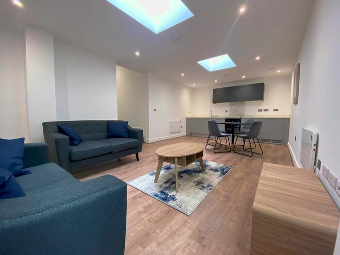 2 Bedroom Flat To Rent In Ironmonger Row, Coventry, CV1