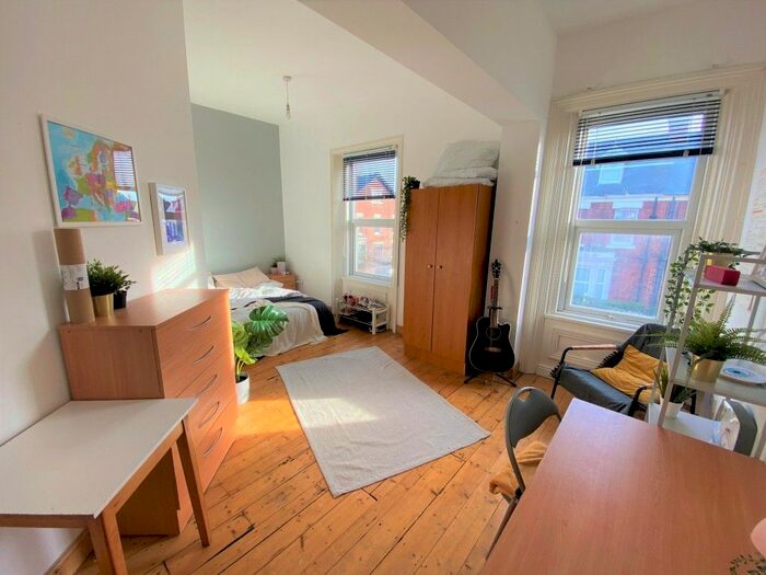 7 Bedroom End Of Terrace House To Rent In Cardigan Terrace, Heaton, Newcastle Upon Tyne, NE6