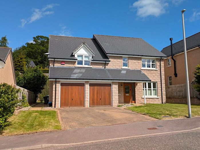 5 Bedroom Detached House For Sale In Bowbutts Brae, Banchory, AB31