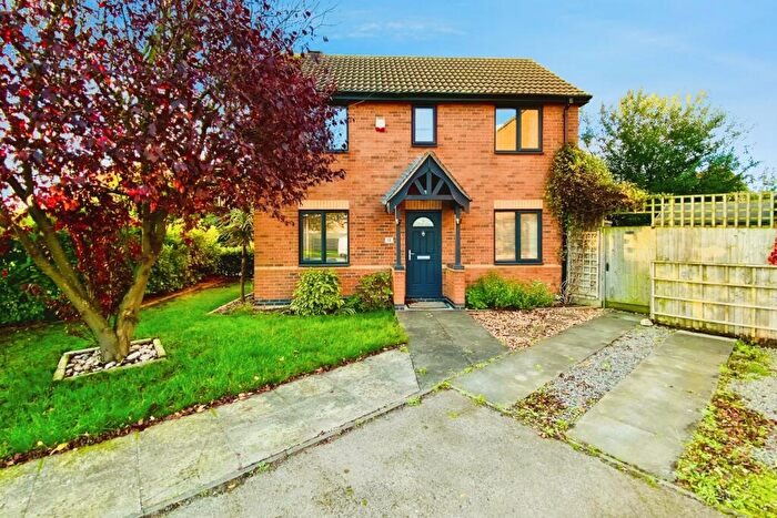 3 Bedroom Semi-Detached House For Sale In Martin Drive, Syston, LE7