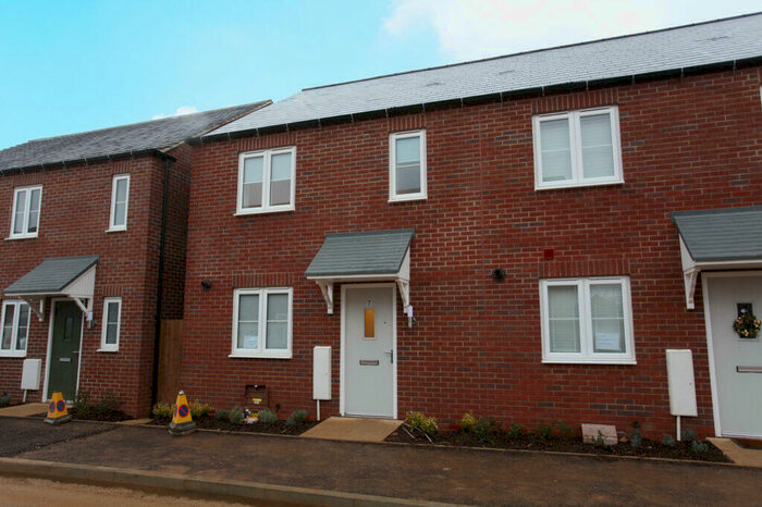 3 Bedroom End Of Terrace House To Rent In Swift Drive, Bodicote, Oxon, OX15
