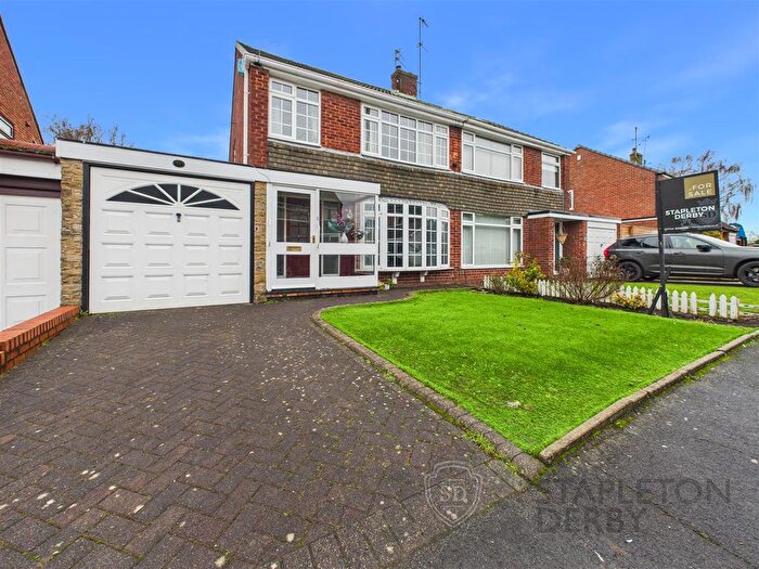 3 Bedroom Semi Detached House For Sale In Witton Way, Rainford, St. Helens, WA11