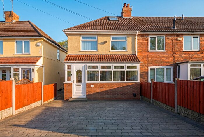 3 Bedroom End Of Terrace House For Sale In Tibland Road, Acocks Green, B27