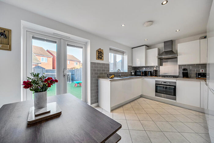 3 Bedroom Terraced House For Sale In Little Ground, Purton, SN5