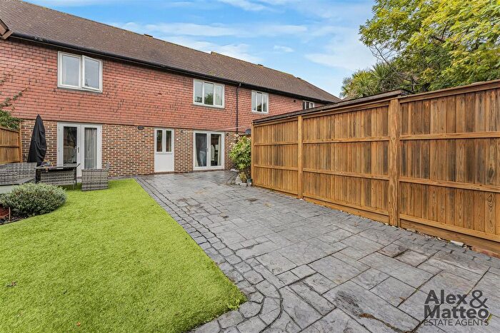 3 Bedroom Property For Sale In Hannah Mary Way, Bermondsey, SE1