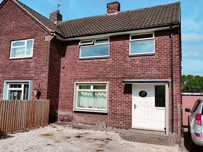 3 Bedroom Semi-Detached House To Rent In Rowsley Avenue, Sawley, NG10