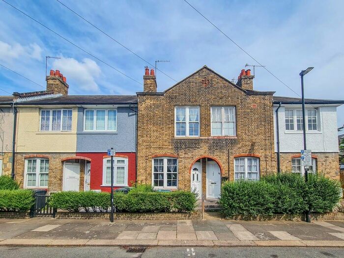 2 Bedroom Terraced House To Rent In Chesthunte Road, London, N17