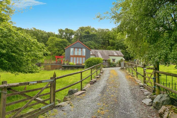 6 Bedroom Detached House For Sale In Dinorwic, Caernarfon, Gwynedd, LL55