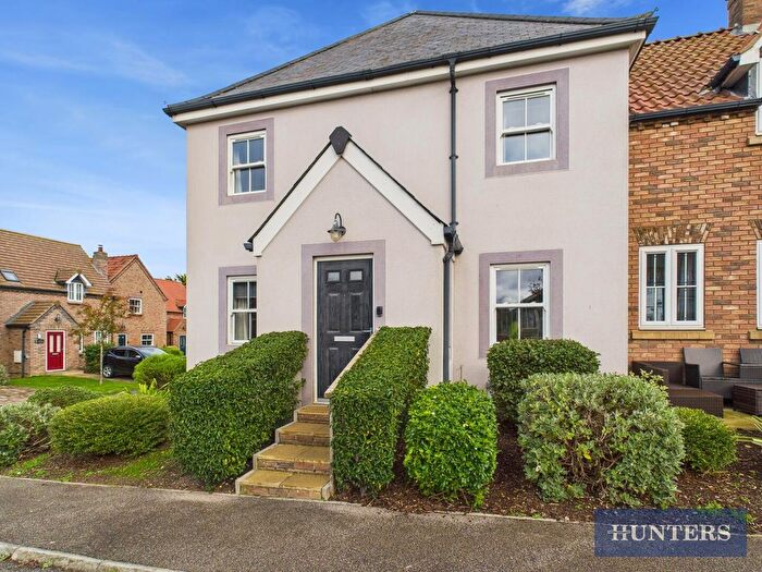 4 Bedroom End Of Terrace House For Sale In Hudson Avenue, The Bay, Filey, YO14
