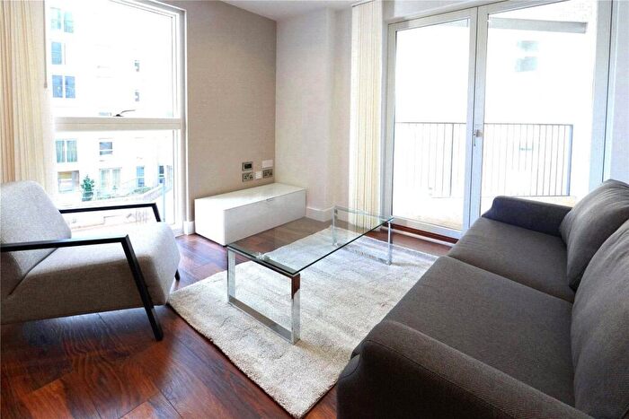 2 Bedroom Apartment To Rent In New Bridge Road Salford, M3