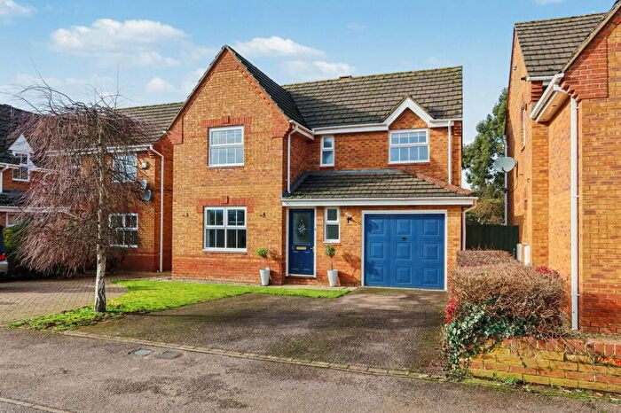 4 Bedroom Detached House For Sale In Grange Road, Banbury, OX16