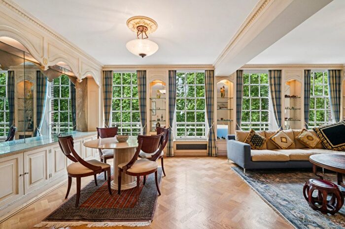 3 Bedroom Flat For Sale In Lowndes Square, Knightsbridge, SW1X