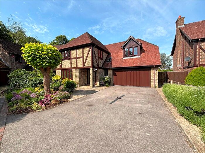 4 Bedroom Detached House For Sale In The Mallards, Fareham, PO16