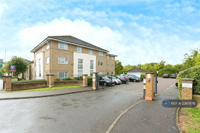 2 Bedroom Flat To Rent In Kingfisher Heights, Grays, RM17
