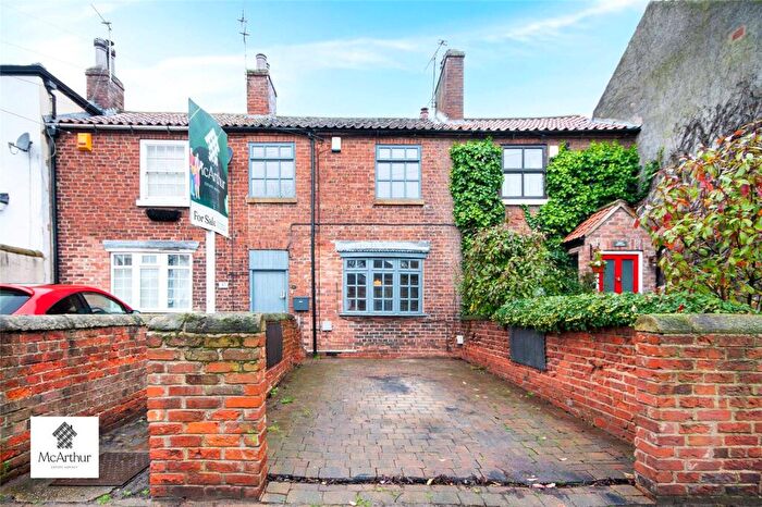 2 Bedroom Terraced House For Sale In Station Road, Bawtry, Doncaster, South Yorkshire, DN10