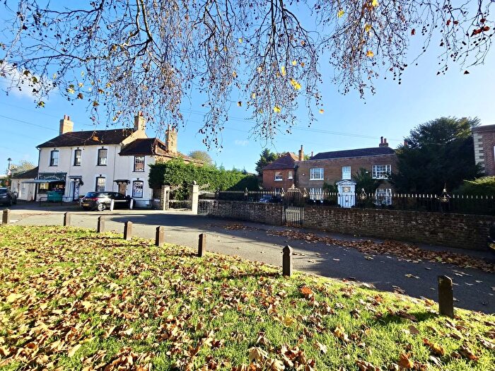 8 Bedroom Detached House For Sale In High Street, Staines-Upon-Thames, TW19