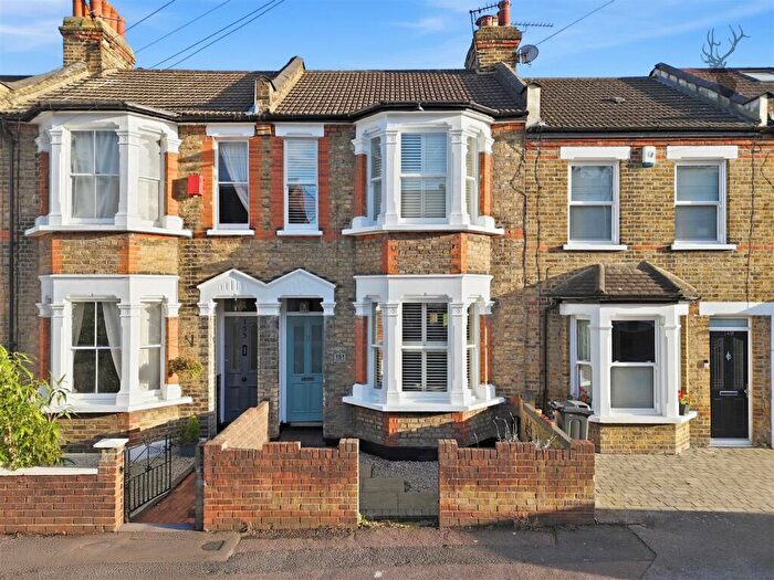 2 Bedroom Terraced House To Rent In West Grove, Woodford Green, IG8