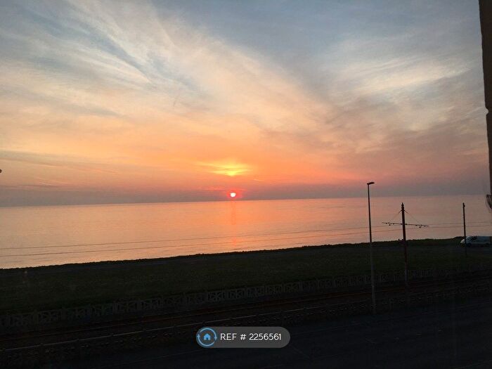 1 Bedroom Flat To Rent In Queens Promenade, Bispham Blackpool, FY2