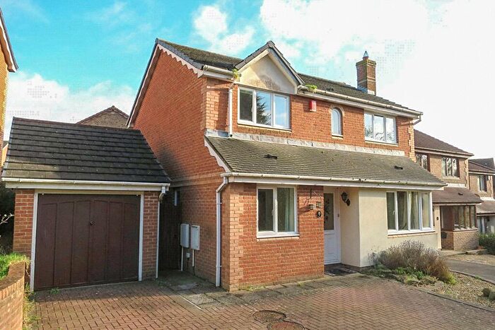4 Bedroom Detached House To Rent In Kingfisher Close, Bradley Stoke, Bristol, BS32