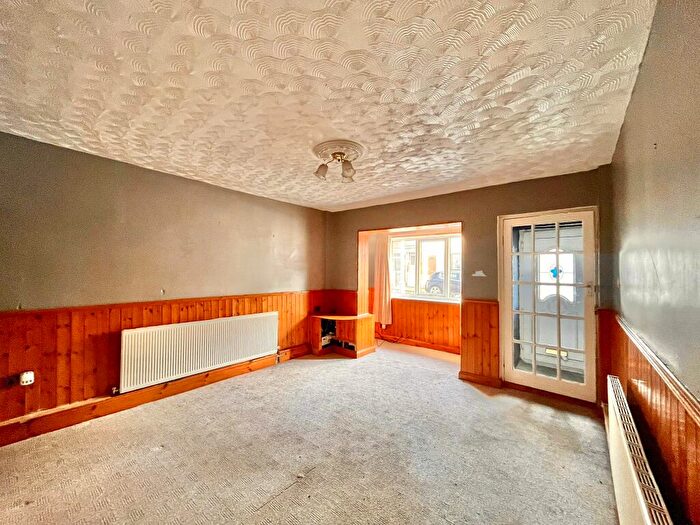 3 Bedroom Terraced House For Sale In Wellington Street, Goldthorpe, Rotherham, S63