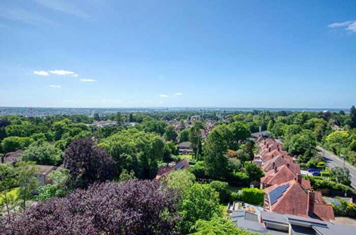 2 Bedroom Apartment For Sale In Brampton Tower, Bassett Avenue, Southampton, SO16