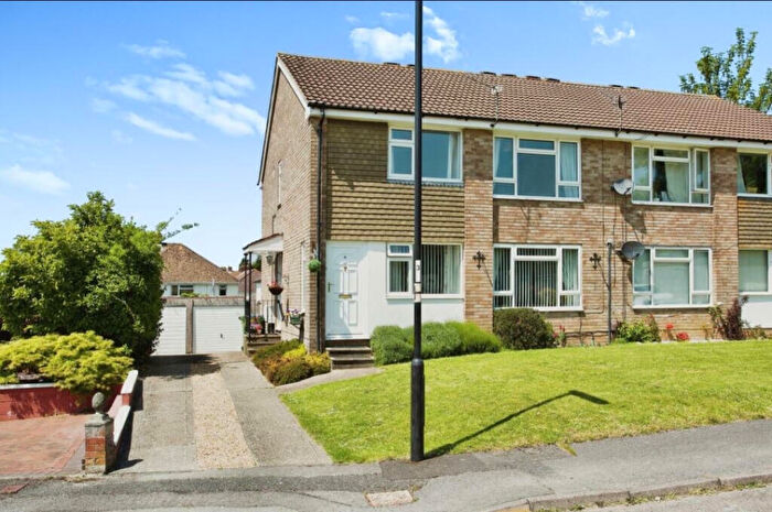 2 Bedroom Maisonette To Rent In Killarney Close, SO19