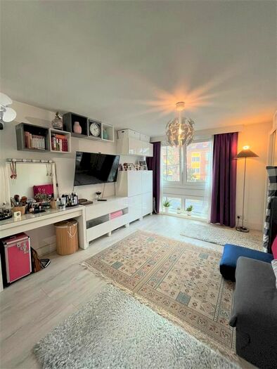 Studio To Rent In Queensdale Crescent, London, W11