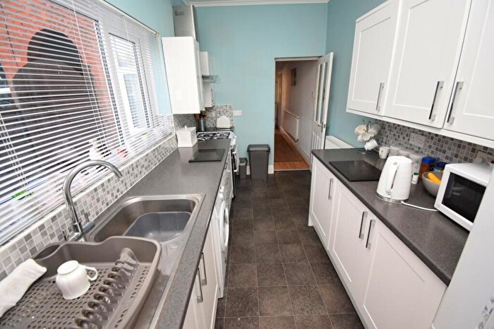 3 Bedroom End Of Terrace House For Sale In Longford Road, Longford, Coventry, West Midlands, CV6