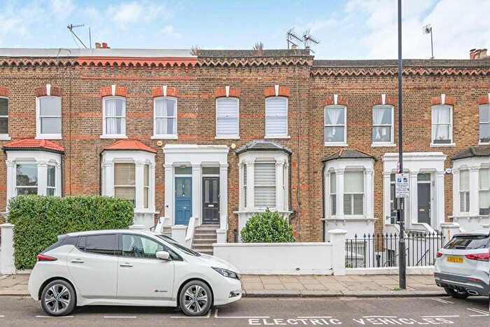 2 Bedroom Flat To Rent In Saltram Crescent, London, W9