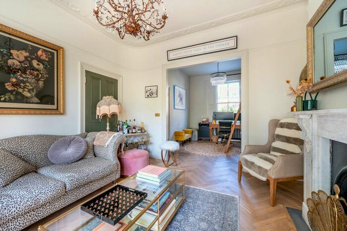 3 Bedroom Terraced House To Rent In Gore Road, Hackney, London, E9