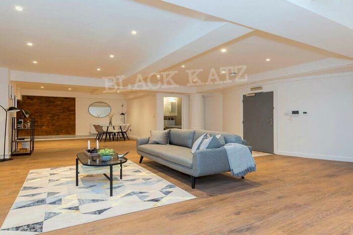 Flat To Rent In Springfield House Lofts-tyssen Street, E8
