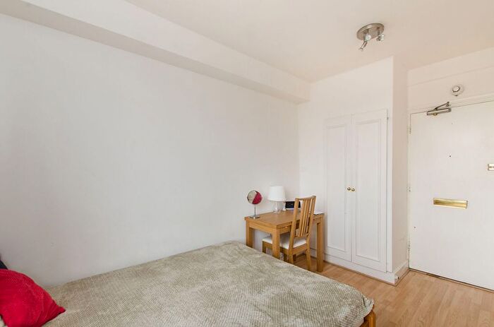 Studio To Rent In Chelsea Cloisters, Chelsea, London, SW3