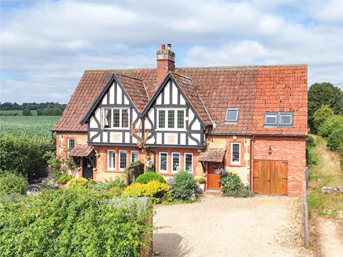 3 Bedroom Semi-Detached House For Sale In Conigre Cottages, Ratford, Calne, SN11