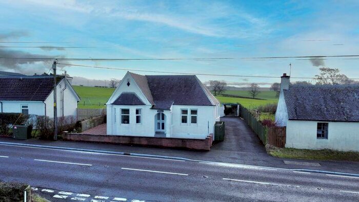 3 Bedroom Detached Bungalow For Sale In Woodleigh, Coalhall, KA6