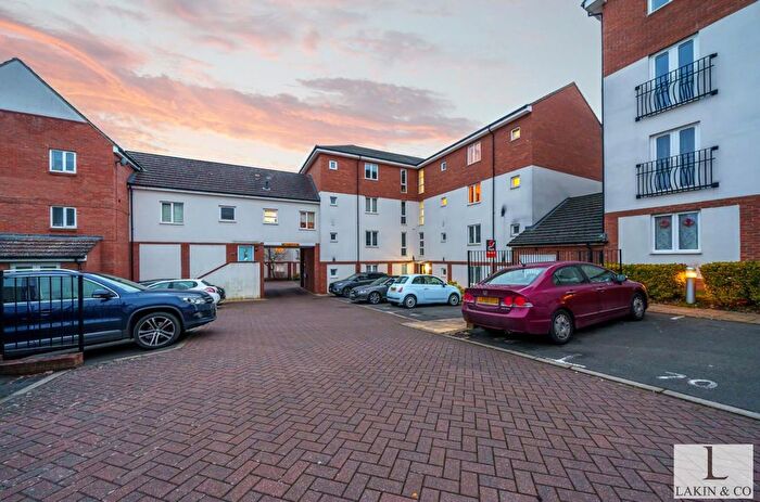 2 Bedroom Flat For Sale In Adina Court, Crosby Gardens, Uxbridge, UB8