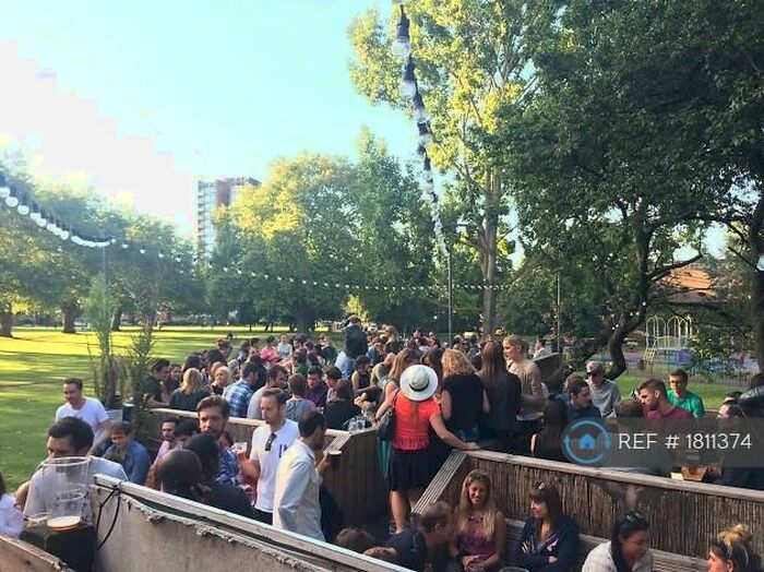 3 Bedroom Flat To Rent In Gayhurst Road, Hackney, London, E8