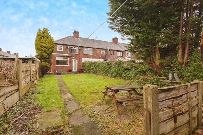 3 Bedroom End Of Terrace House For Sale In Crowley Road, Manchester, M9