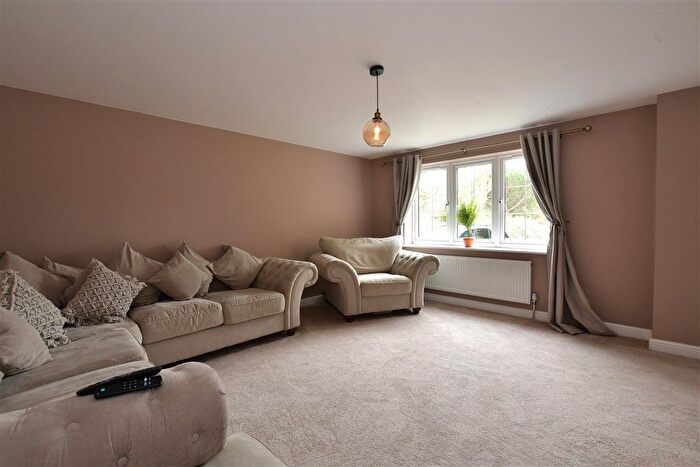 4 Bedroom End Terrace House For Sale In Kingston Hill Avenue, Chadwell Heath, Essex, RM6