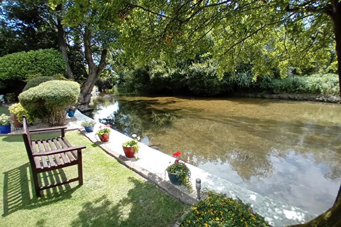 2 Bedroom Flat To Rent In Salisbury, SP2