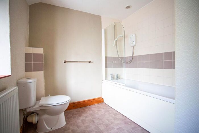 1 Bedroom Property To Rent In South Street, Hinton St. George, TA17