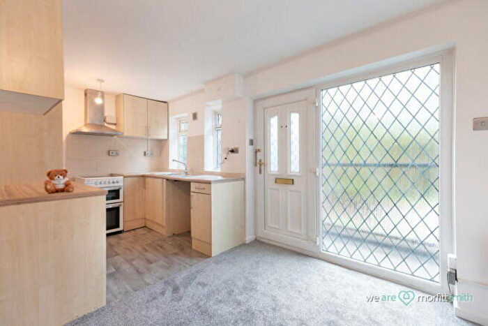 2 Bedroom Flat To Rent In The Greenway Carr Road, Deepcar, S36
