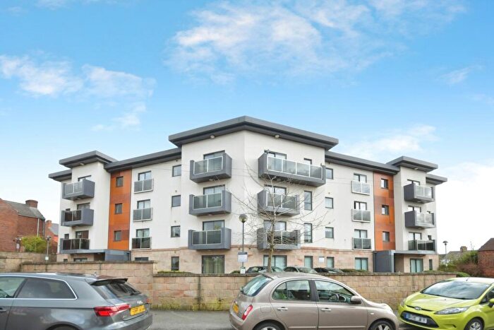 1 Bedroom Flat For Sale In School Board Lane, Chesterfield, Derbyshire, S40