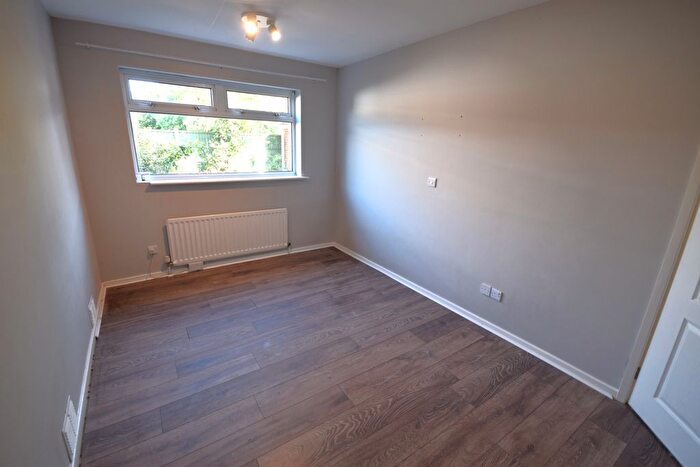 2 Bedroom Detached Bungalow For Sale In Spilsby Close, Cantley, Doncaster, DN4