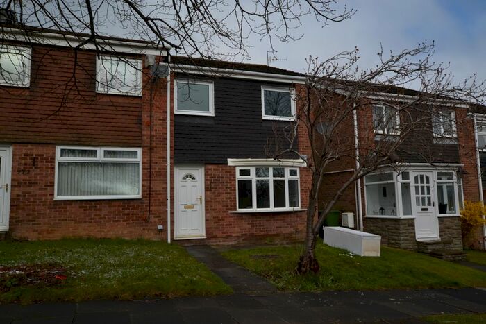 3 Bedroom Terraced House To Rent In Kingsway, Sunniside, Newcastle Upon Tyne, NE16