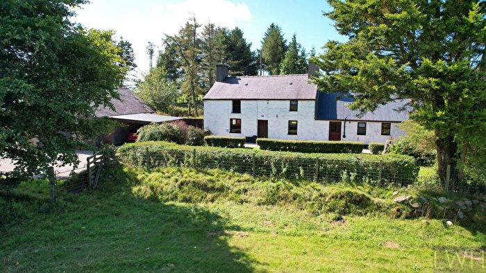 4 Bedroom Detached House For Sale In Clynnogfawr, Caernarfon, LL54