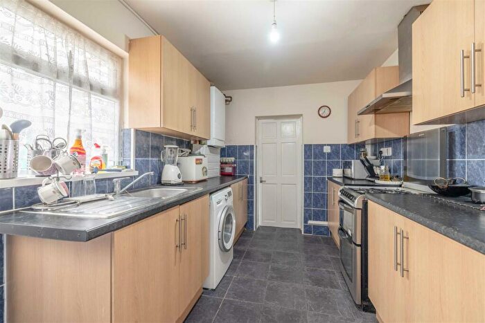 3 Bedroom House For Sale In Arthur Road, Windsor, SL4