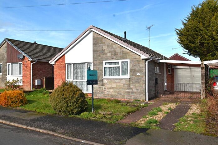 3 Bedroom Bungalow For Sale In Cosway Road, Tiverton, Devon, EX16